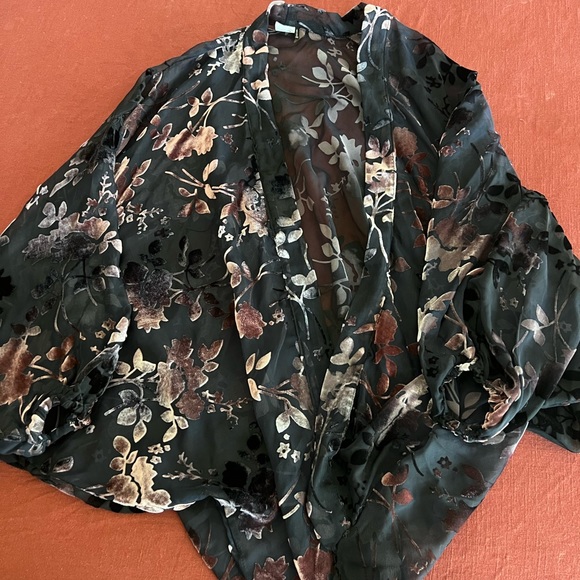 EUC Anthropologie Akemi Kin Burnt Velvet Cocoon Cardigan Sz O/S - Picture 2 of 3